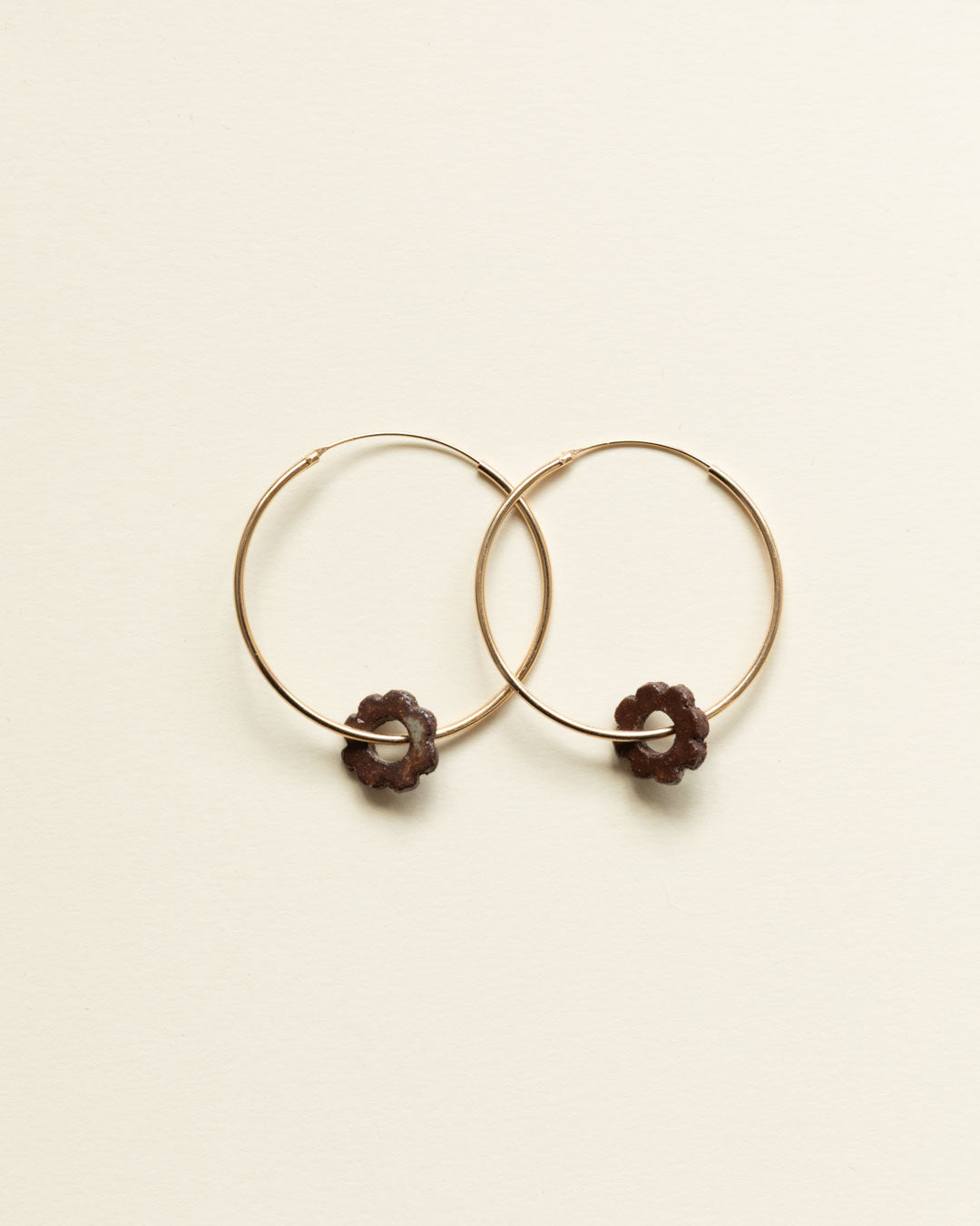 Aros Margarida · Marrón Oscuro