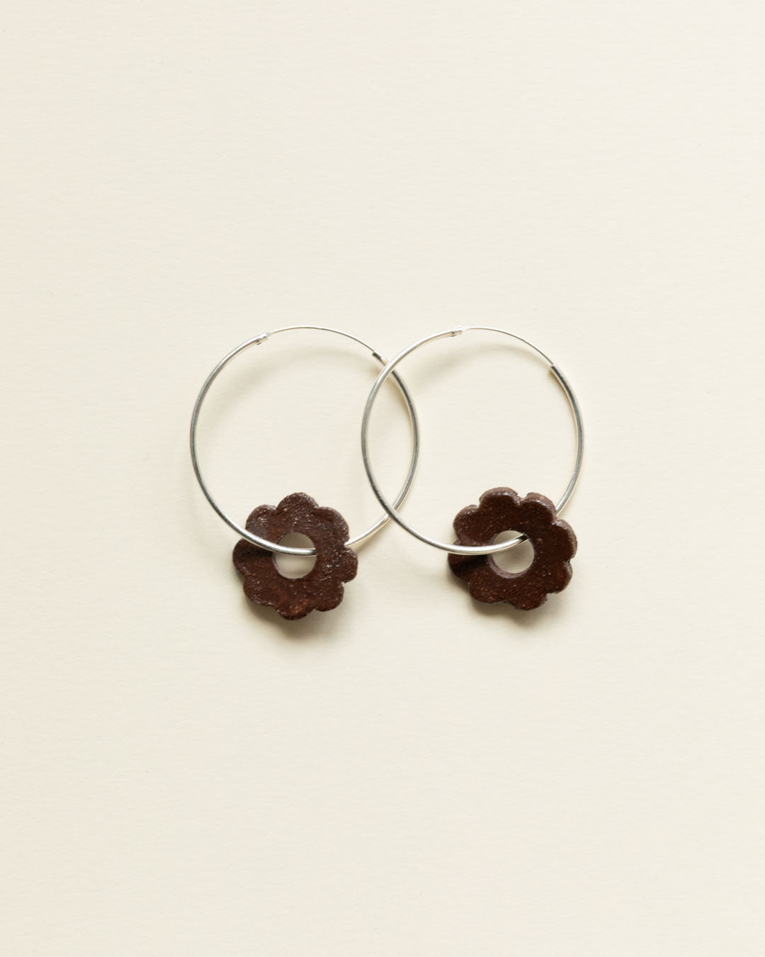 Aros Margarida · Marrón Oscuro
