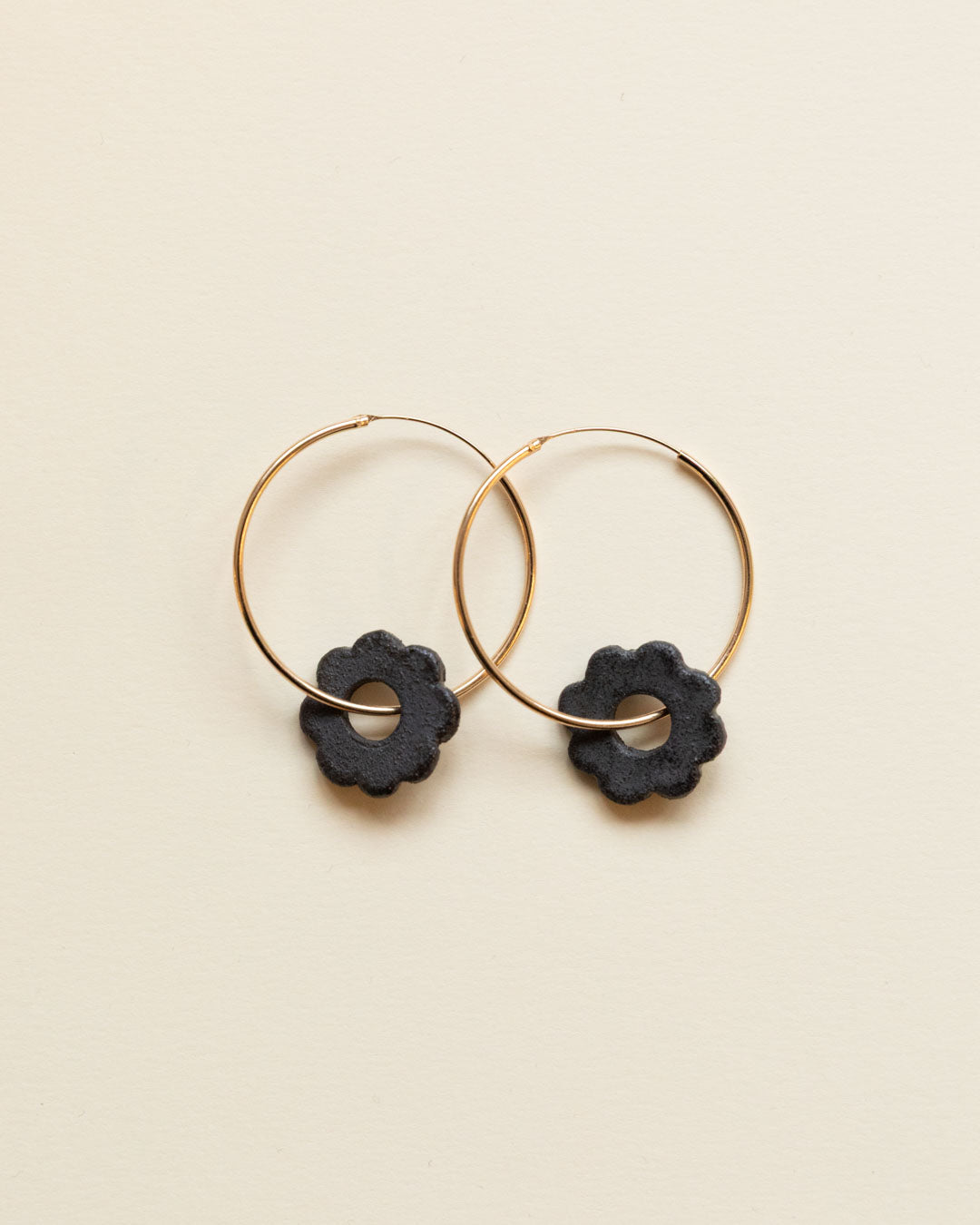 Aros Margarida · Negro